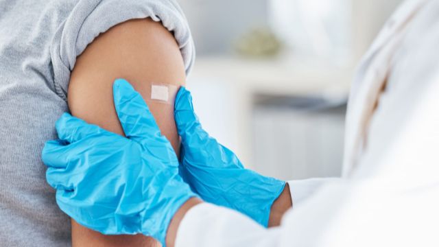 VšZP ponúka príspevok na očkovanie proti vírusu HPV, tínedžeri môžu ušetriť takmer 100 eur - Urocentrum Press